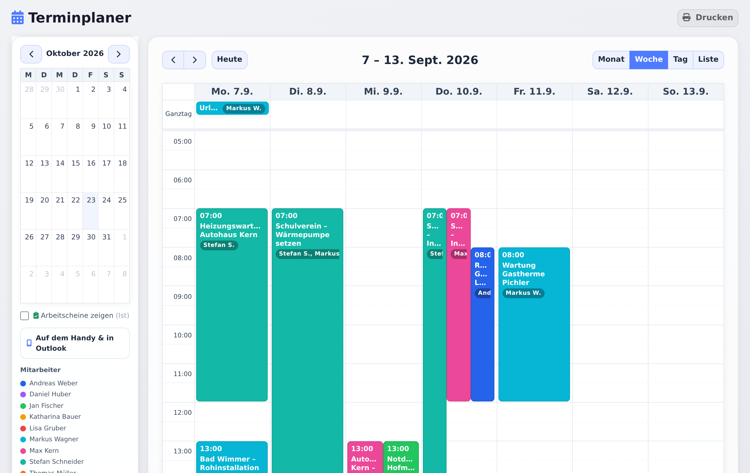 Kalender in der Wochenansicht mit Mitarbeiterfarben